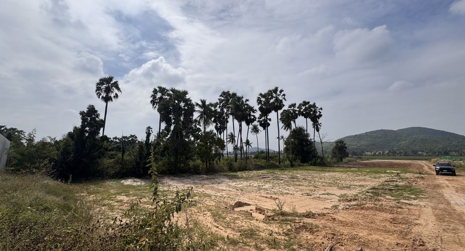 Grundstück zum Kauf in Pran Buri, Prachuap Khiri Khan