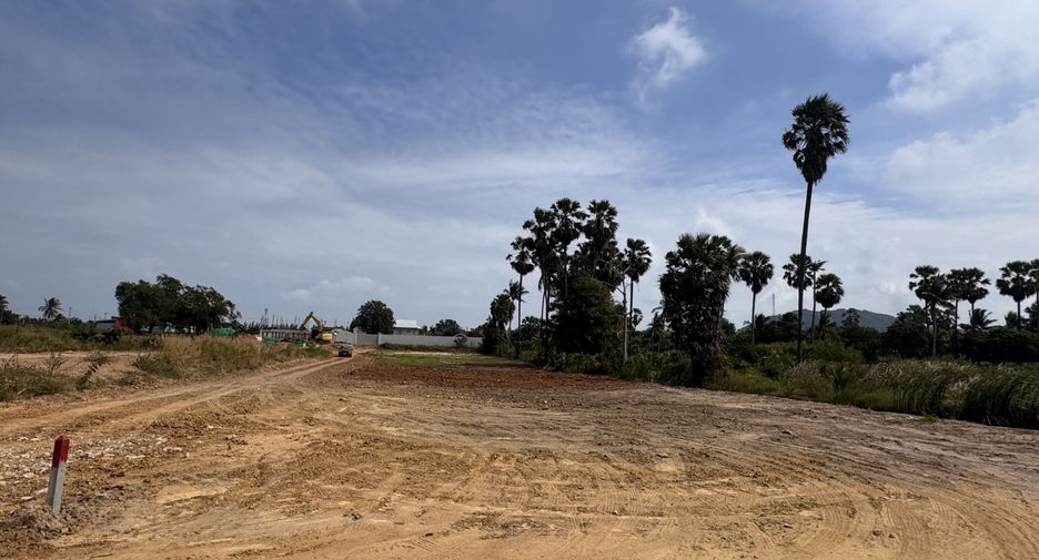Grundstück zum Kauf in Pran Buri, Prachuap Khiri Khan