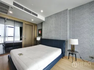 For rent 2 bedrooms condo in Watthana, Bangkok