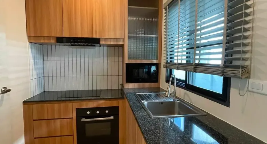 For rent 4 bedrooms house in Bang Phli, Samut Prakan