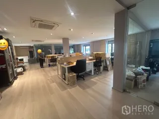 Büro zur Miete in Bang Rak, Bangkok