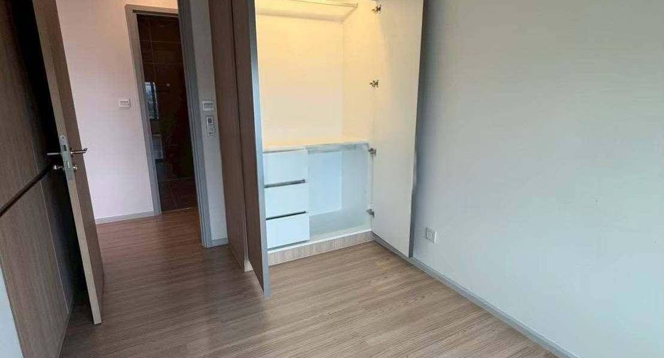 Condo en alquiler y en venta de 3 habitaciones en Phaya Thai, Bangkok