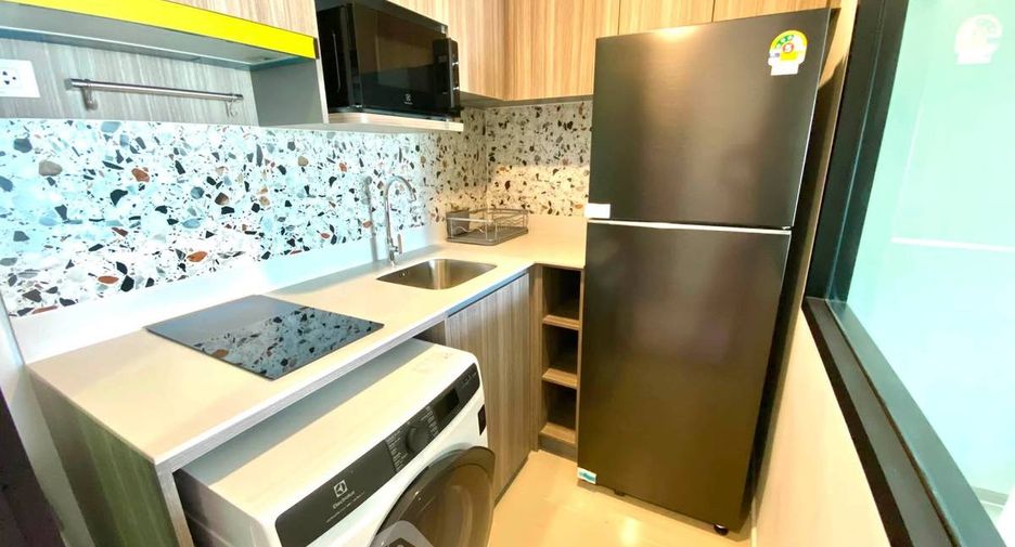 For rent 2 bedrooms condo in Bang Na, Bangkok