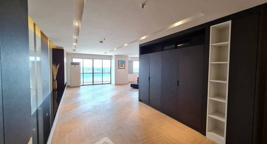 For rent 3 bedrooms condo in Rat Burana, Bangkok
