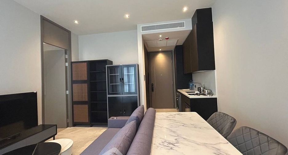 Condo en alquiler de 1 habitaciones en Khlong Toei, Bangkok