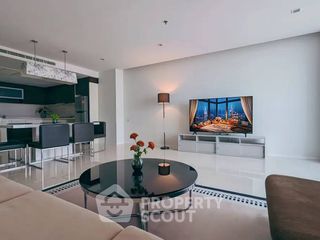 For rent 3 bedrooms condo in Sathon, Bangkok