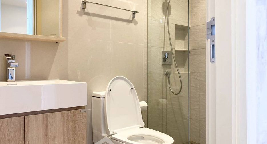Wohnung zur Miete mit 2 Zimmer in Watthana, Bangkok