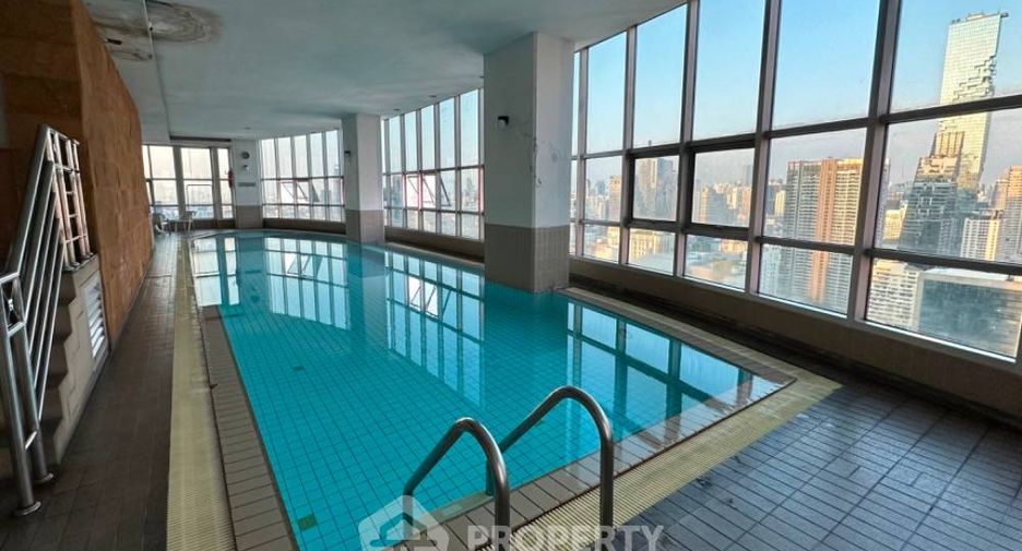 For sale 2 bedrooms condo in Sathon, Bangkok
