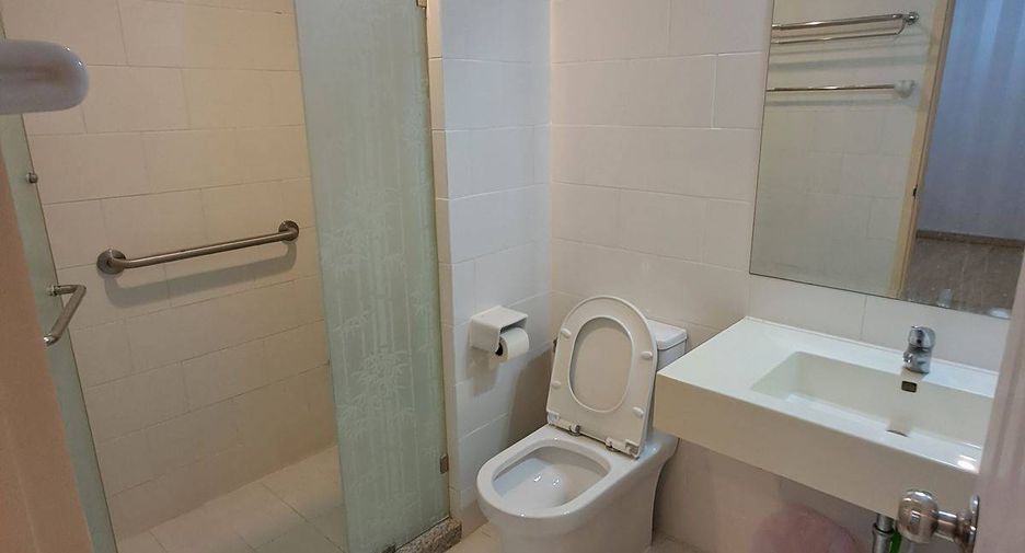 For sale 1 bed condo in Khlong San, Bangkok