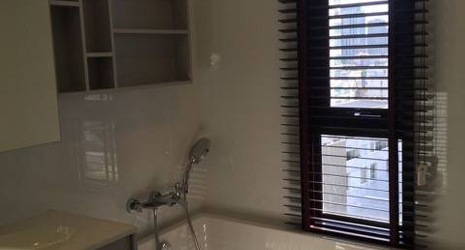 For rent and for sale 2 bedrooms condo in Watthana, Bangkok