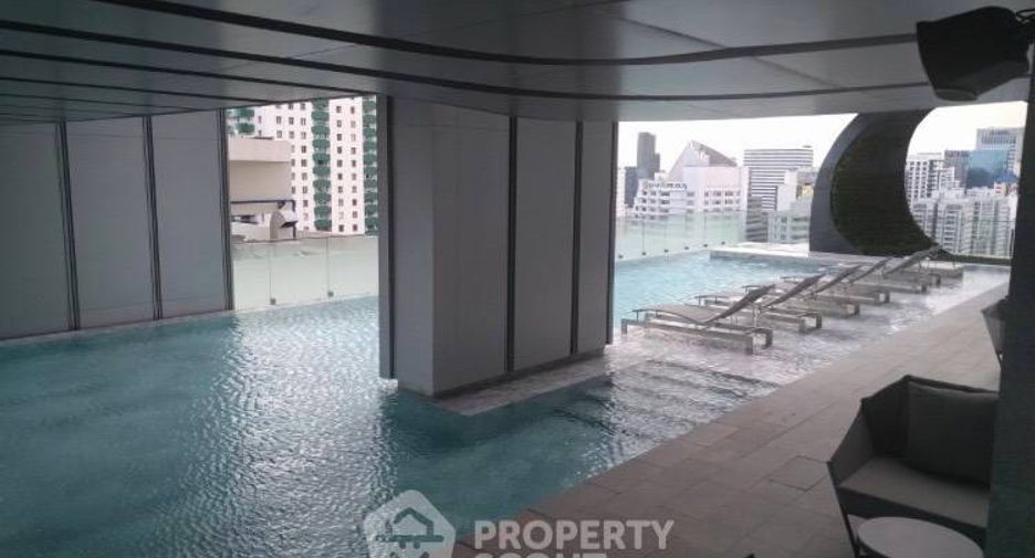 For sale 1 bed condo in Khlong Toei, Bangkok