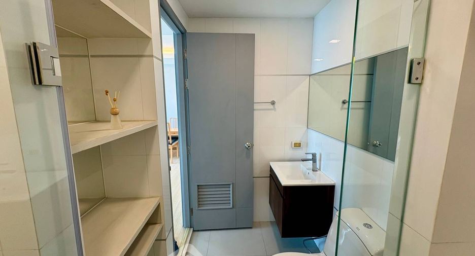 Wohnung zum Kauf mit 1 Zimmer in Watthana, Bangkok