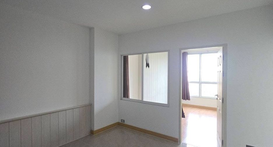 For sale 1 bed condo in Huai Khwang, Bangkok