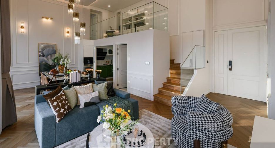 For sale 2 bedrooms condo in Huai Khwang, Bangkok
