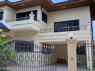 À vendre 4 chambres maison à Mueang Chon Buri, Chonburi