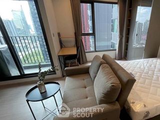 For sale 1 bed condo in Huai Khwang, Bangkok