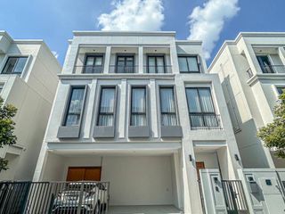 Casa en alquiler y en venta de 5 habitaciones en Lat Krabang, Bangkok