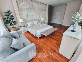 Casa en alquiler y en venta de 5 habitaciones en Lat Krabang, Bangkok