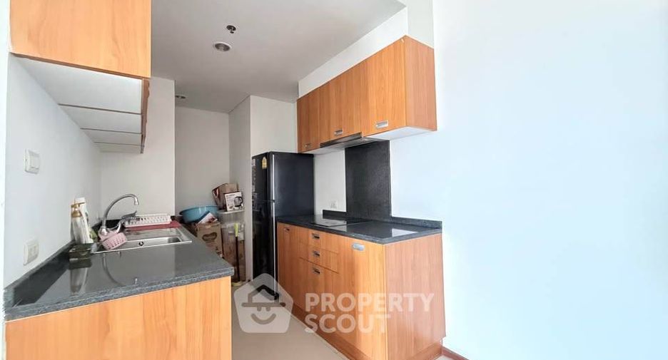 À vendre 1 chambre condo à Khlong San, Bangkok