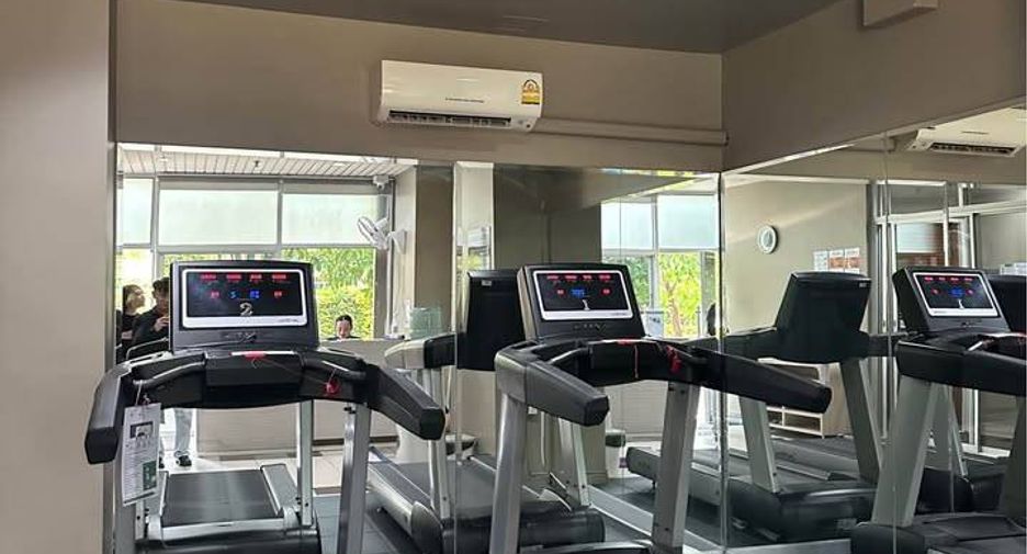 For sale 1 bed condo in Huai Khwang, Bangkok