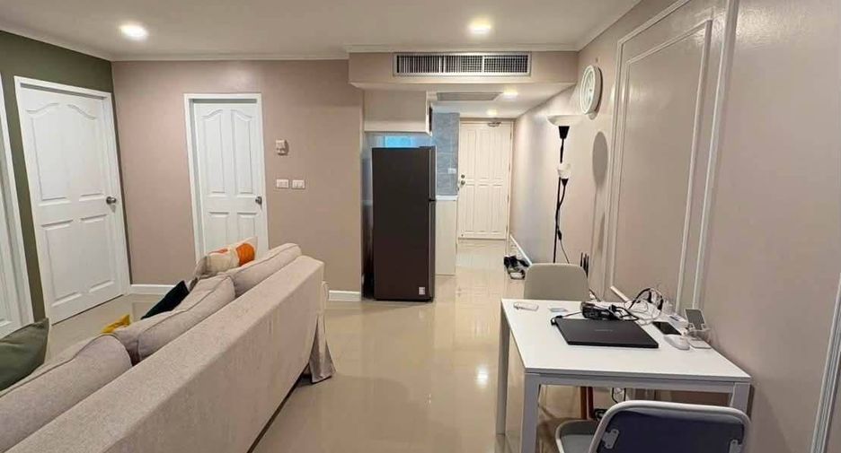 For sale 2 bedrooms condo in Khlong Toei, Bangkok