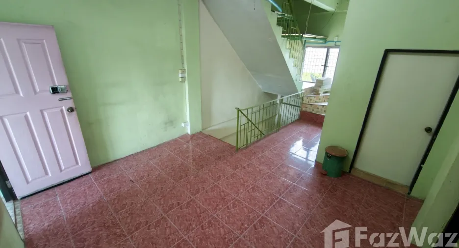 Local comercial en venta de 4 habitaciones en Bang Khun Thian, Bangkok