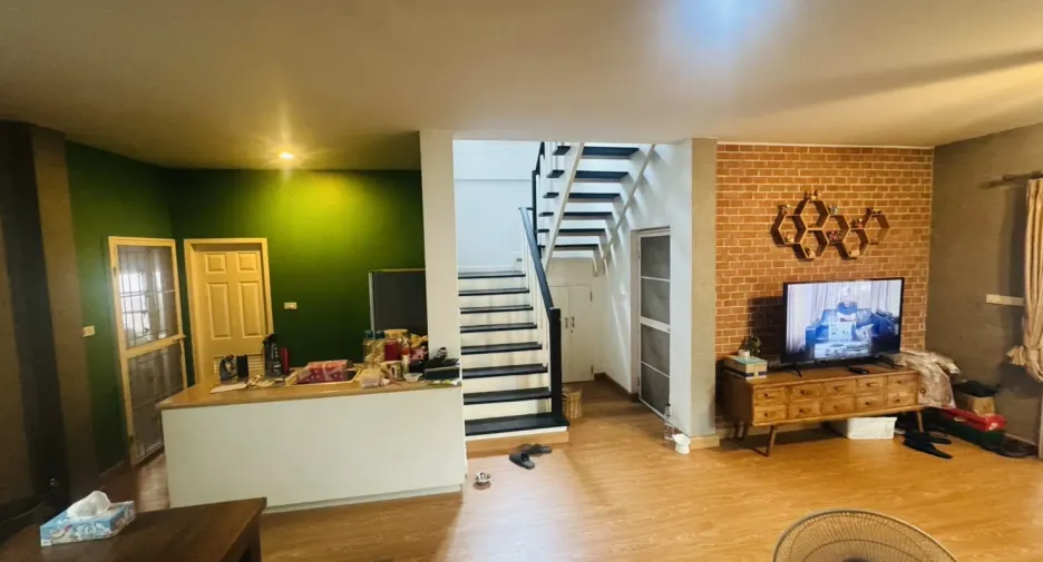 Casa en venta de 3 habitaciones en Khlong Sam Wa, Bangkok