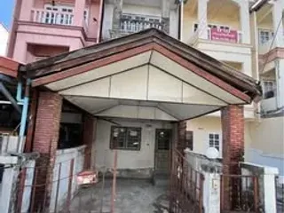 For sale 4 bedrooms townhouse in Sai Mai, Bangkok