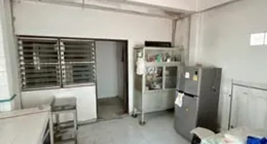 For sale 4 bedrooms townhouse in Sai Mai, Bangkok