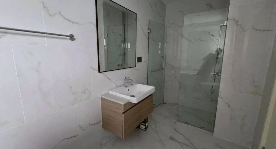 For rent 4 ベッドルーム house in Lat Krabang, Bangkok