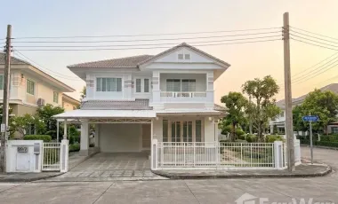 Casa en venta de 3 habitaciones en Lat Krabang, Bangkok