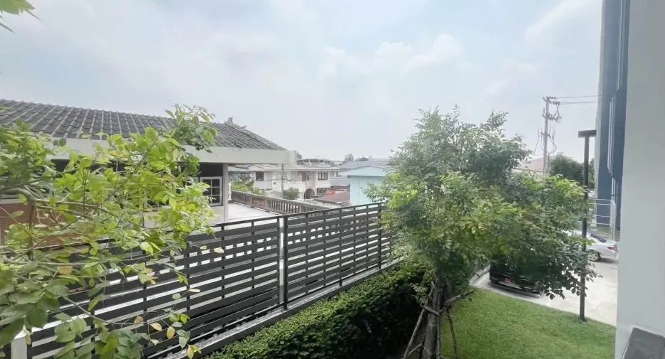 Condo en alquiler de estudio en Wang Thonglang, Bangkok