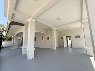 Haus zum Kauf mit 5 Zimmer in Sai Mai, Bangkok