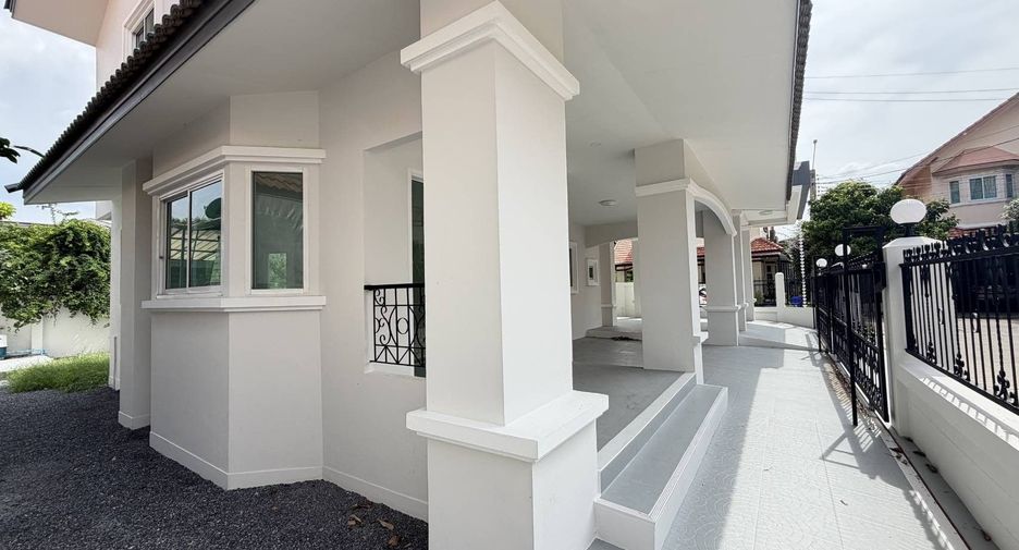Haus zum Kauf mit 5 Zimmer in Sai Mai, Bangkok