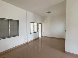 Casa en venta de 2 habitaciones en Khlong Sam Wa, Bangkok