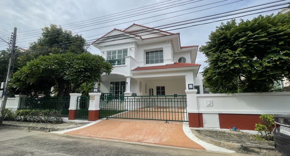 For sale 4 bedrooms house in Prawet, Bangkok