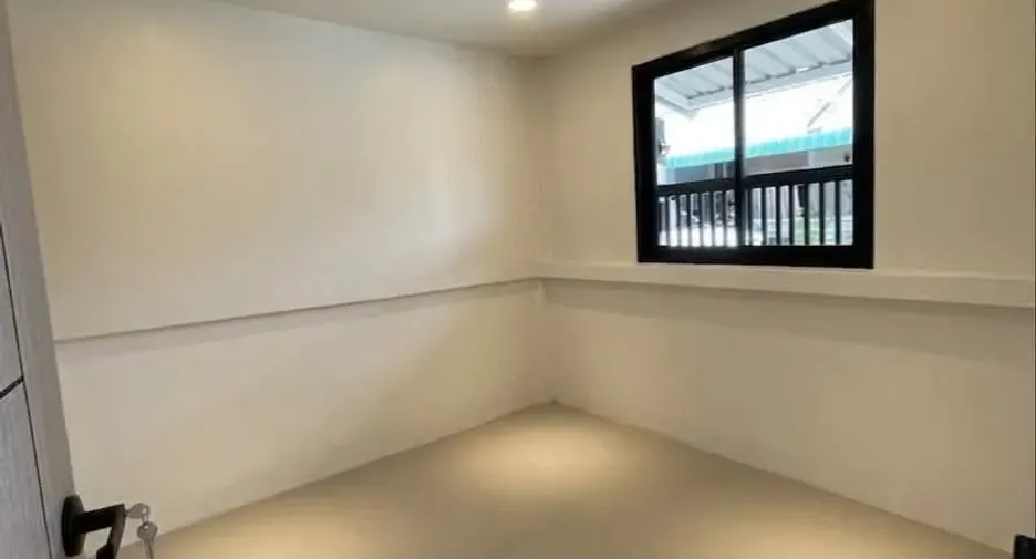 Reihenhaus zum Kauf mit 3 Zimmer in Thalang, Phuket