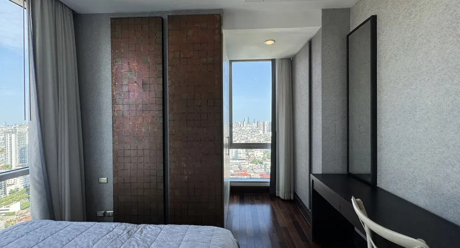 For rent 2 ベッドルーム condo in Sathon, Bangkok