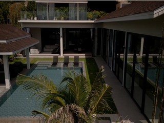 For rent 4 bedrooms villa in Mueang Phuket, Phuket