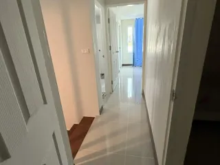 出租 2 卧室 独立屋 在 Mueang Samut Prakan, Samut Prakan