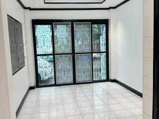 À vendre 3 chambres maison à Min Buri, Bangkok