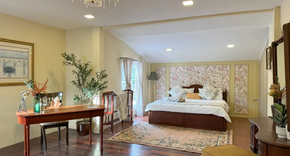 Villa zur Miete mit 6 Zimmer in Huai Khwang, Bangkok