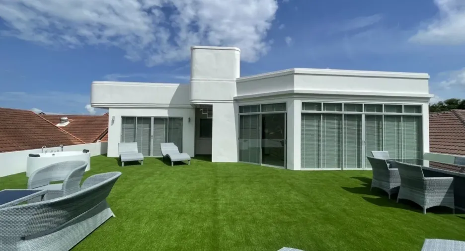 For rent 4 bedrooms villa in Jomtien, Pattaya