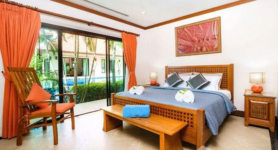 For rent 4 bedrooms villa in Mueang Phuket, Phuket