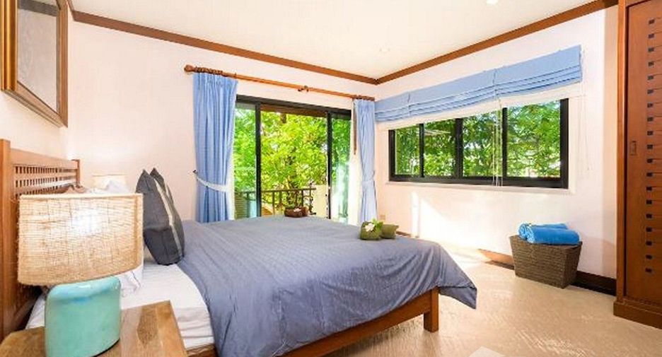 For rent 4 bedrooms villa in Mueang Phuket, Phuket