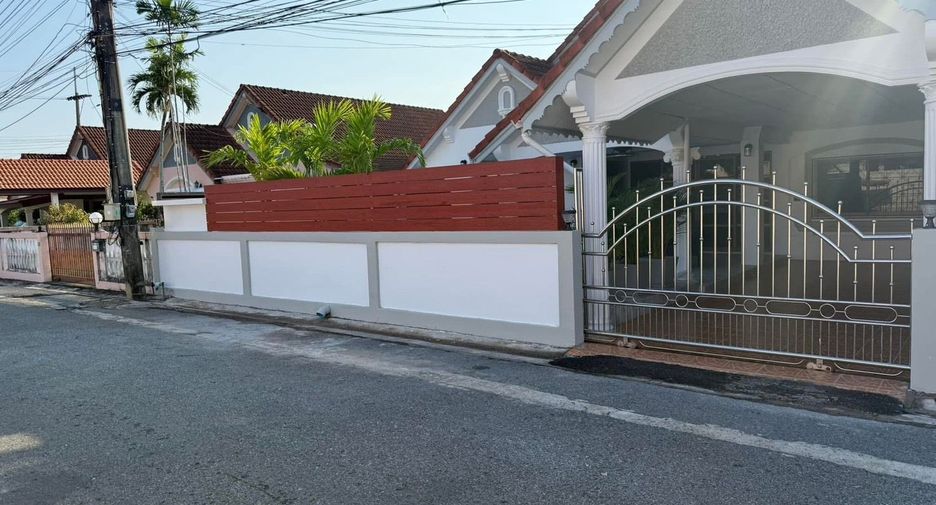 For sale 4 bedrooms villa in Bang Lamung, Chonburi