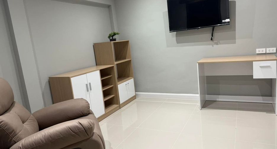 For sale 4 bedrooms villa in Bang Lamung, Chonburi