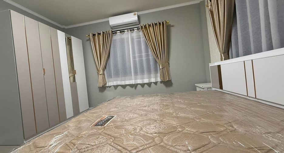 For sale 4 bedrooms villa in Bang Lamung, Chonburi
