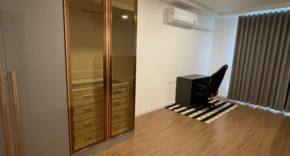 For rent 3 ベッドルーム townhouse in Suan Luang, Bangkok