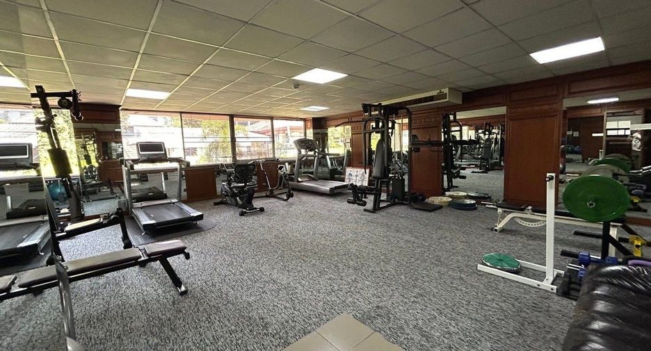For rent 1 bed condo in Watthana, Bangkok